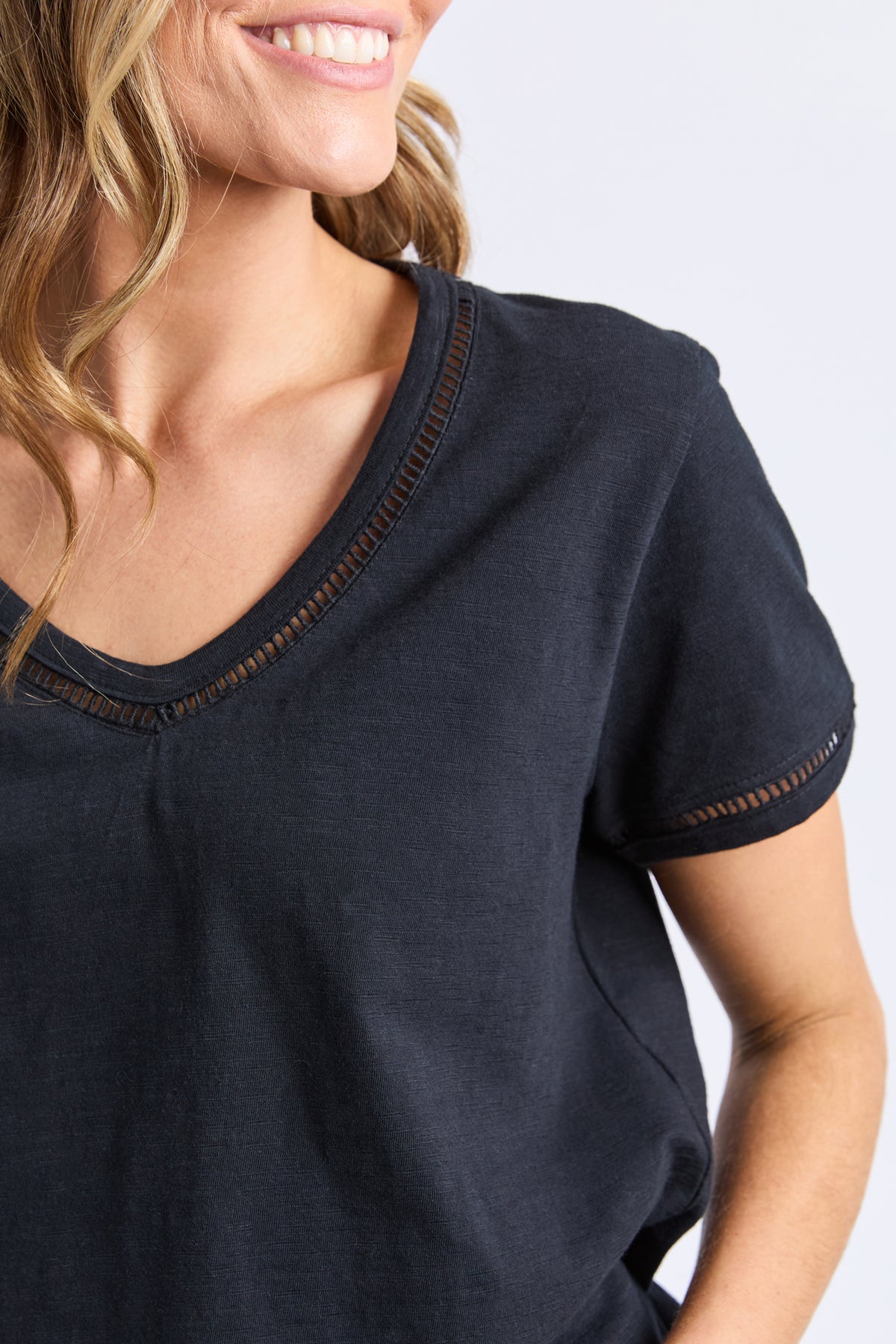 Victoria Short Sleeve Tee Black