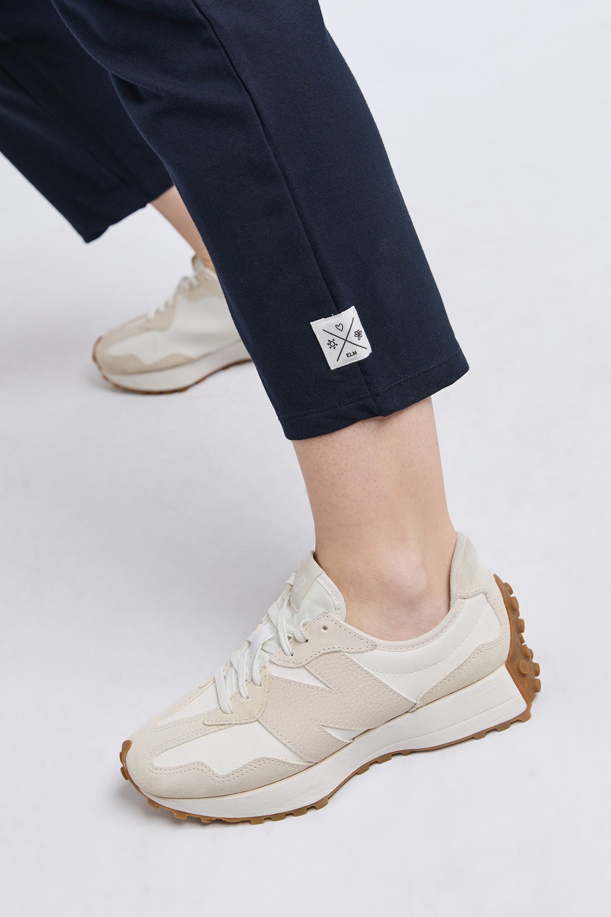 81X4560.NAVY_5_C_1769555460000