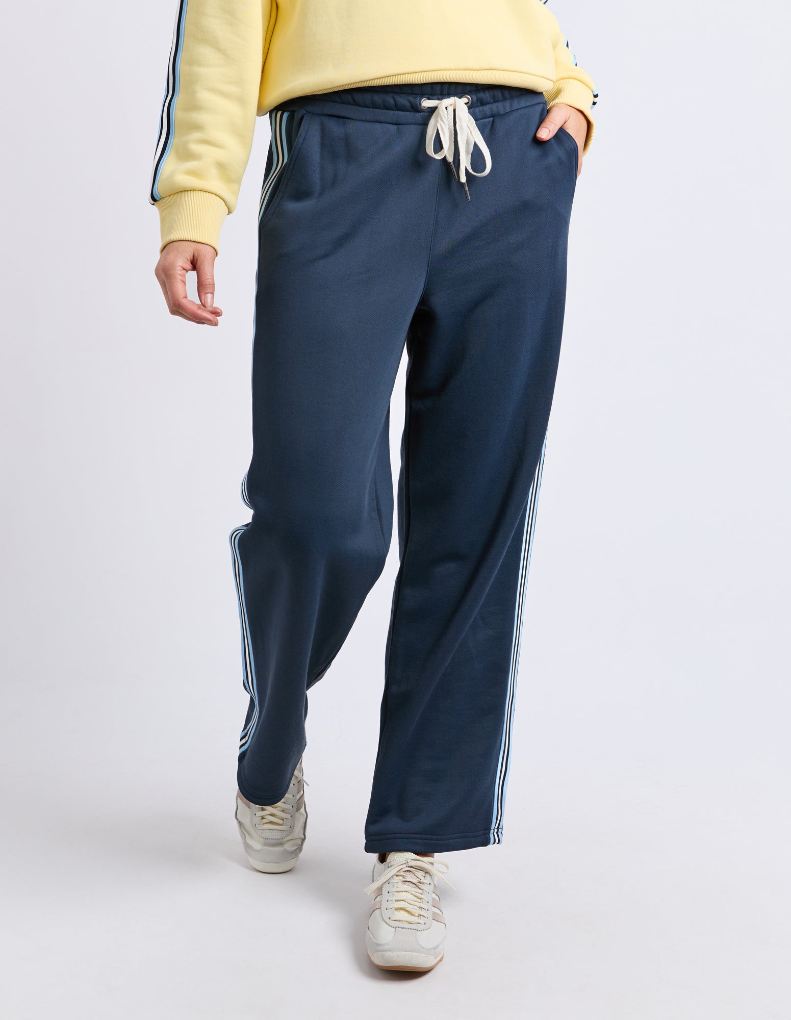 Amara Trackpant Dark Sapphire
