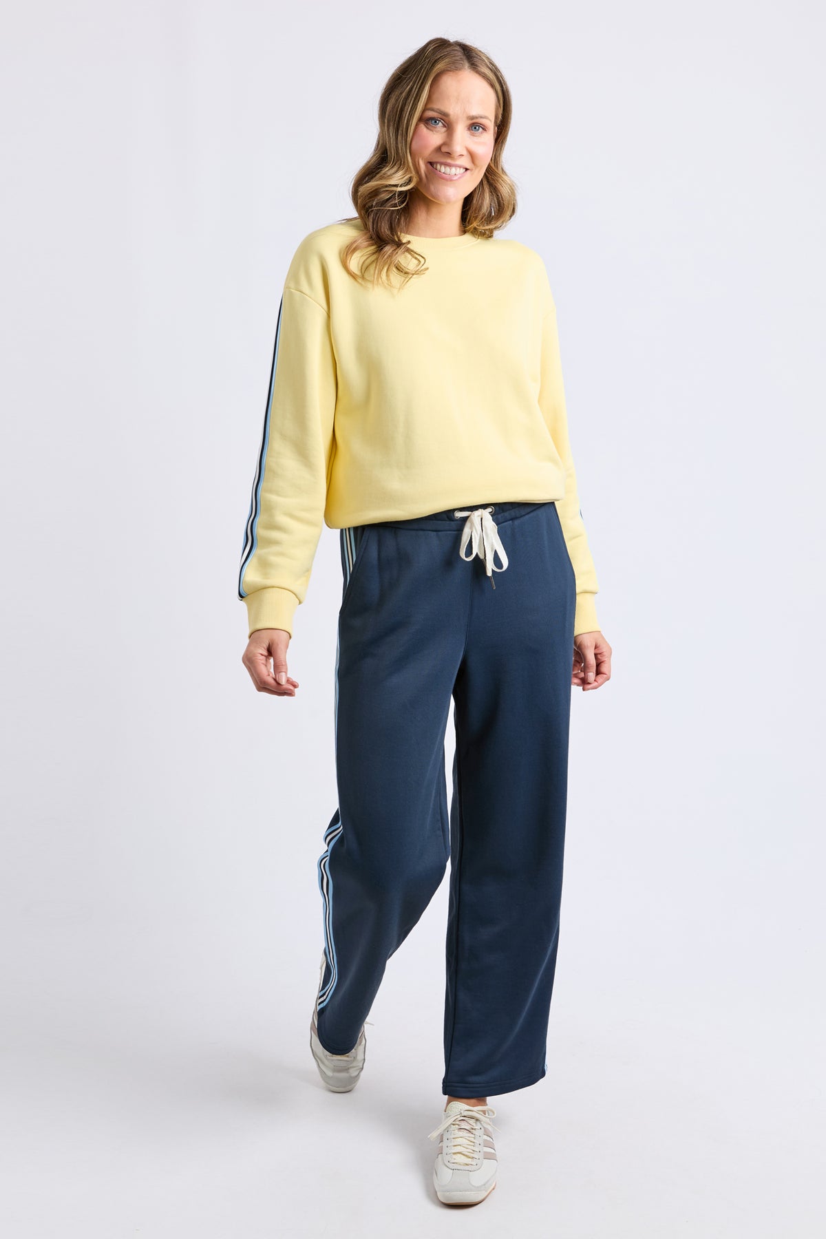 Amara Trackpant Dark Sapphire