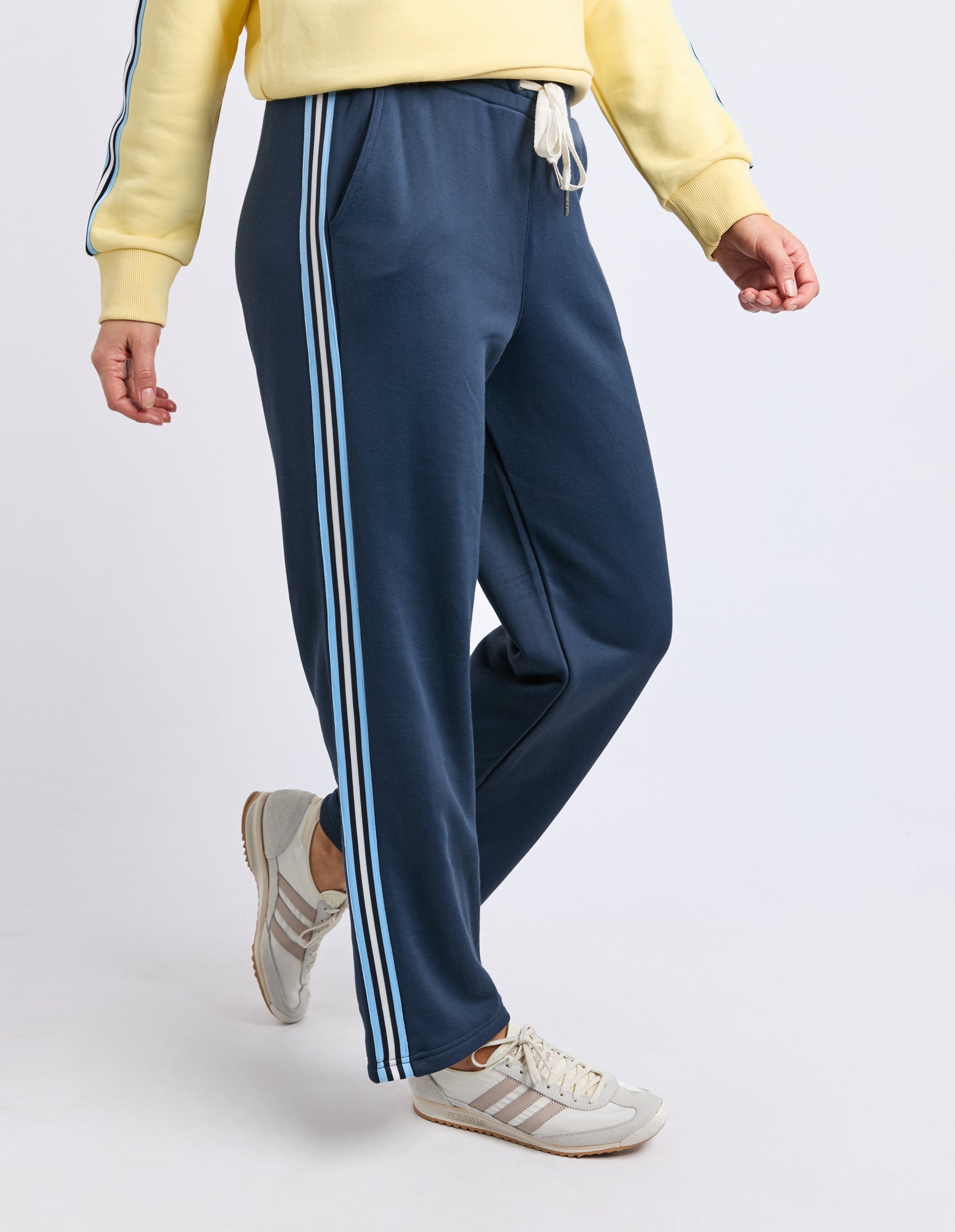Amara Trackpant Dark Sapphire