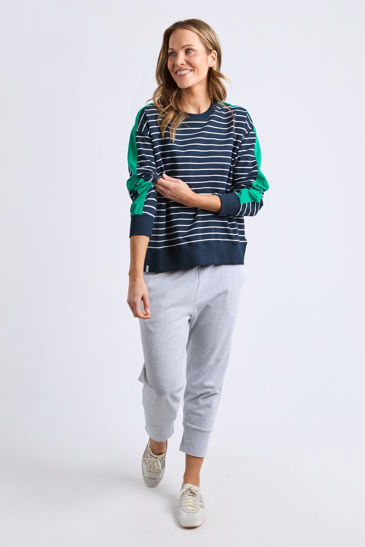 81X4567.NAVY_2_1770331298000
