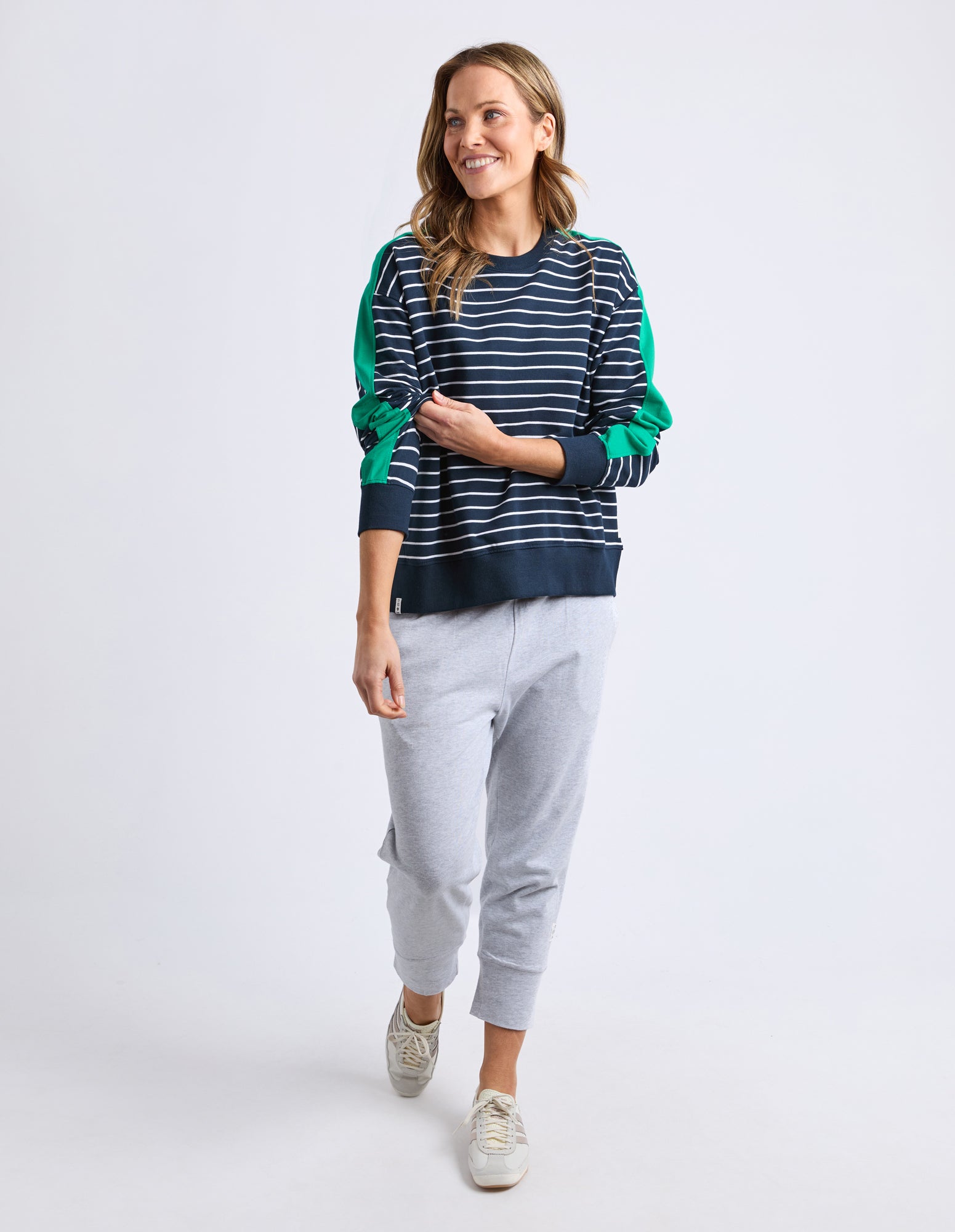81X4567.NAVY_2_1770331298000