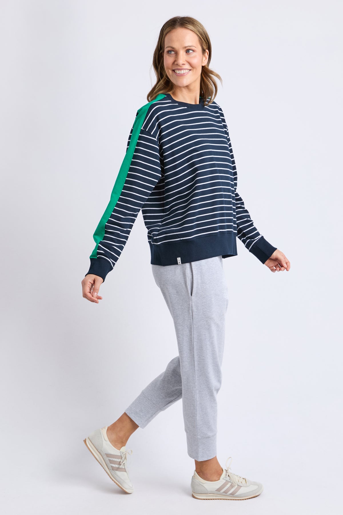 81X4567.NAVY_6_1770331300000