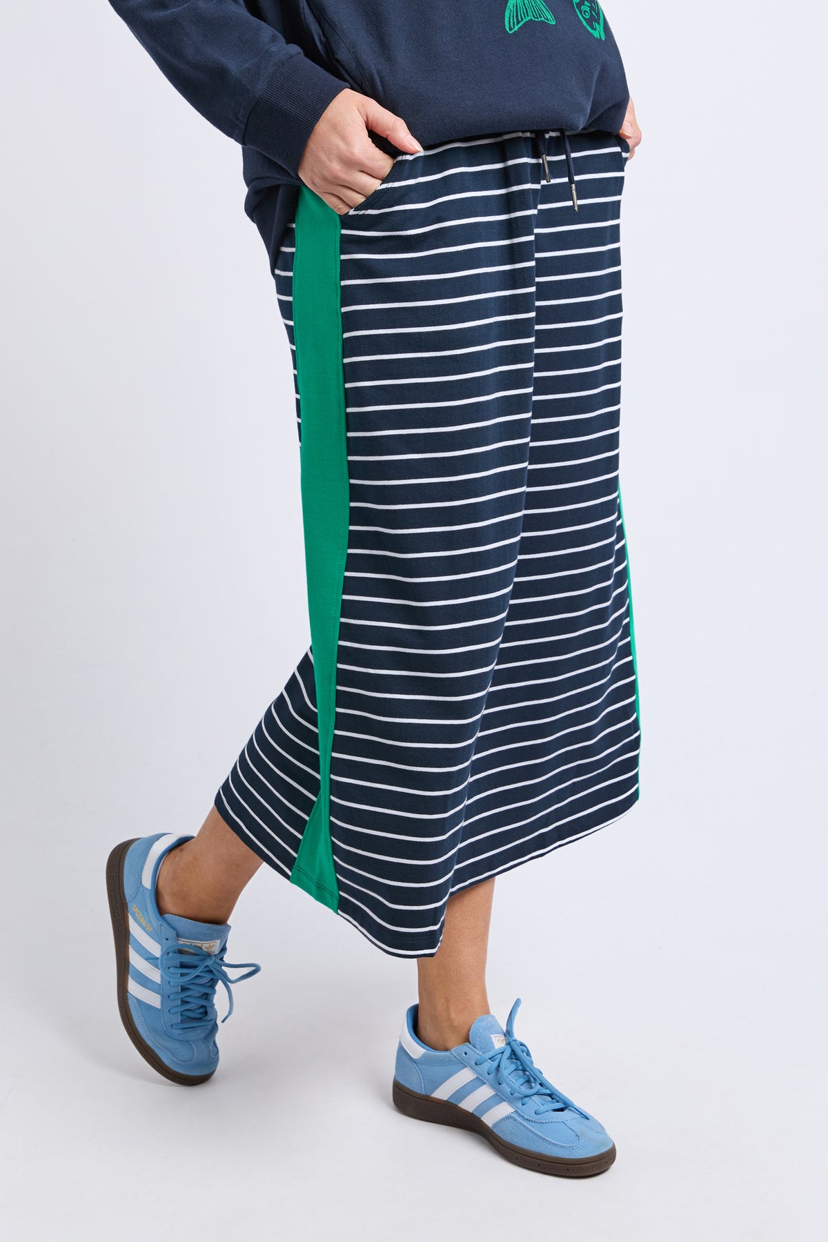81X4568.NAVY_4_1770331202000