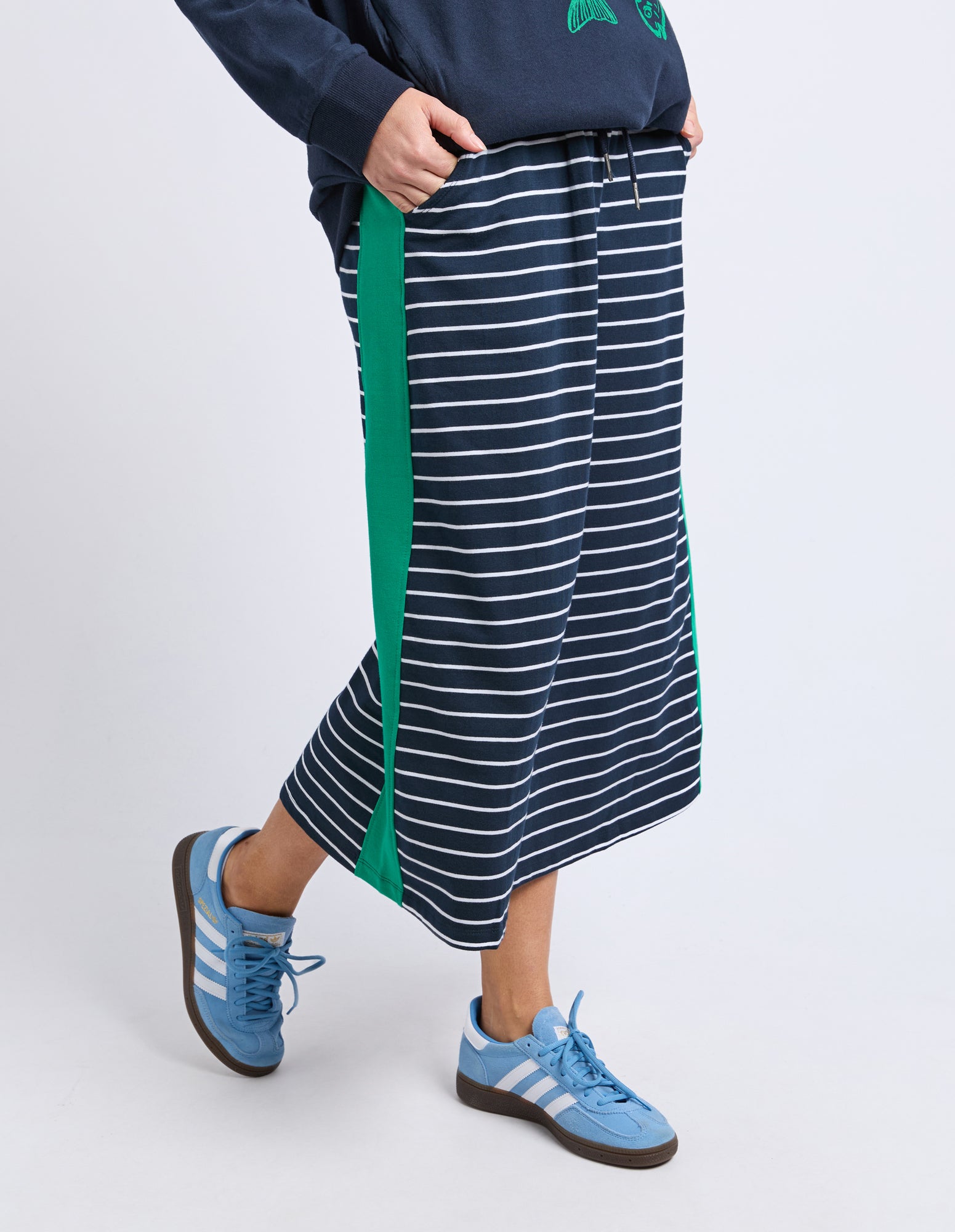 81X4568.NAVY_4_1770331202000
