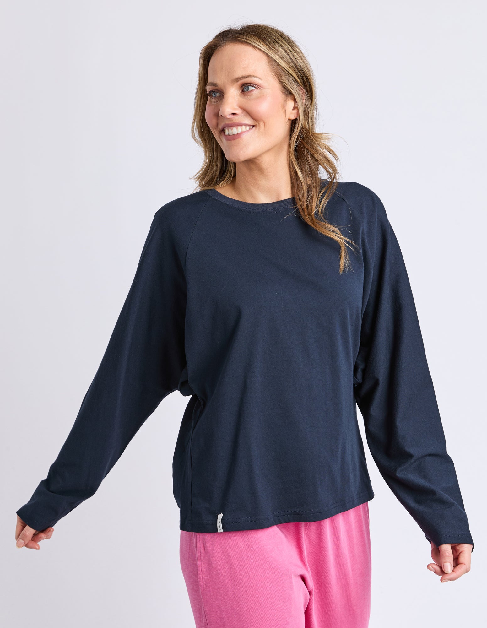 81X4577.NAVY_4_1770331414000