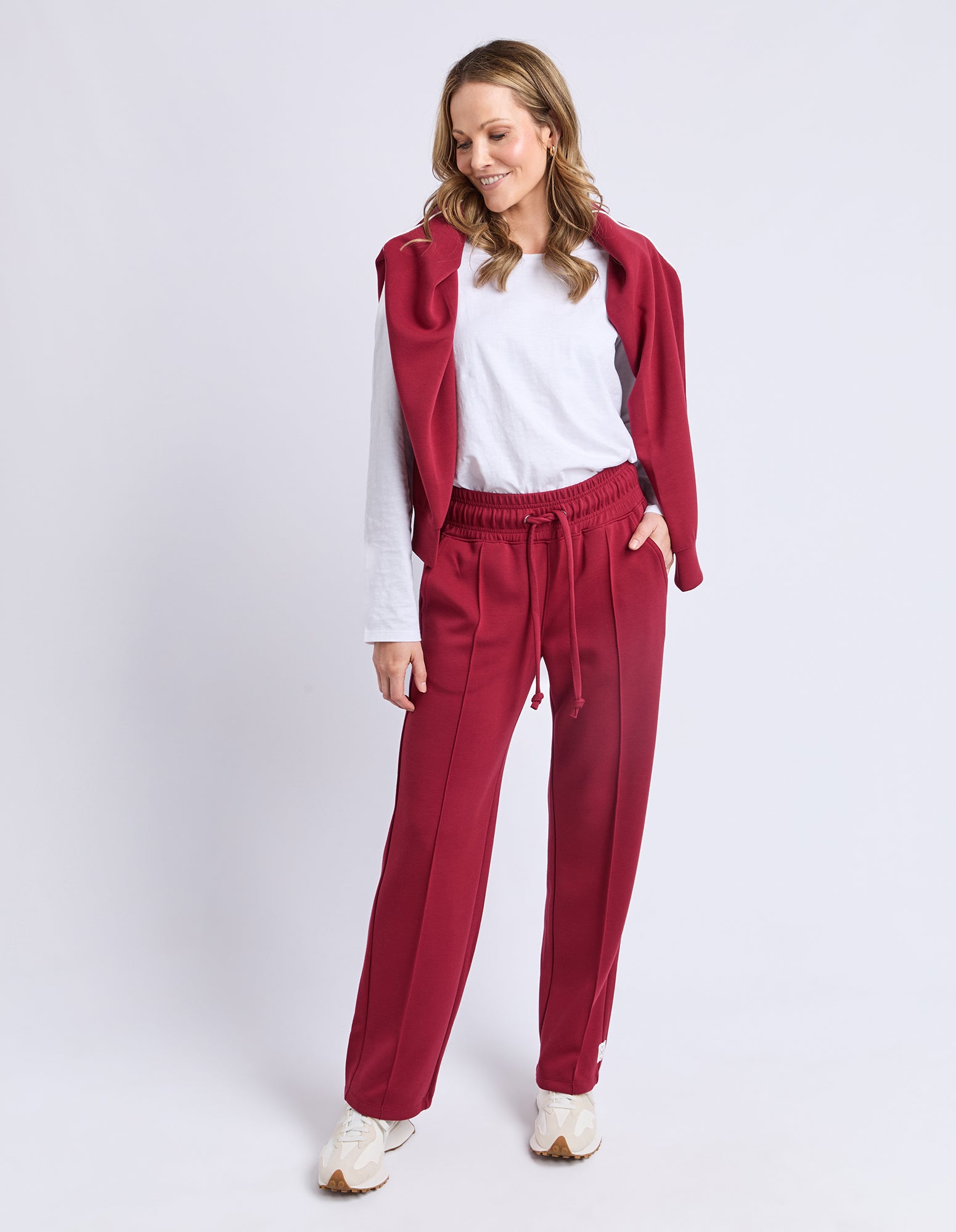Lucie Trackpant Maroon