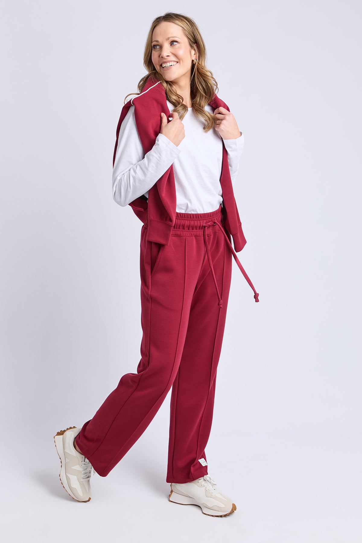 Lucie Trackpant Maroon