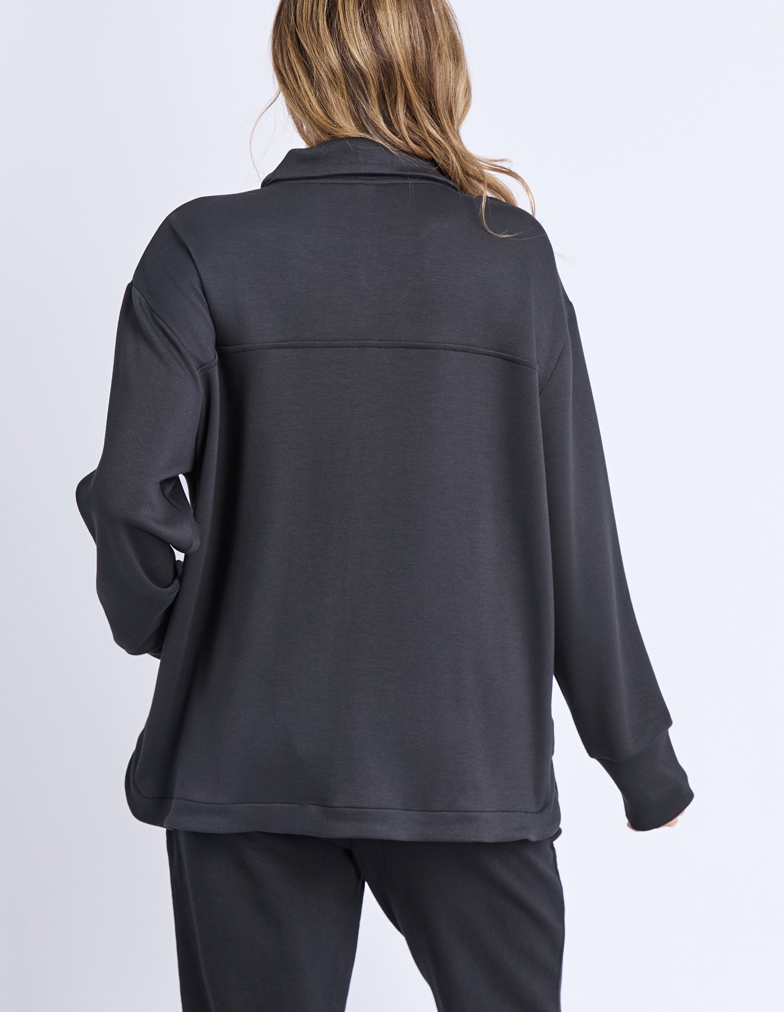 Beatrice Zip Thru Black