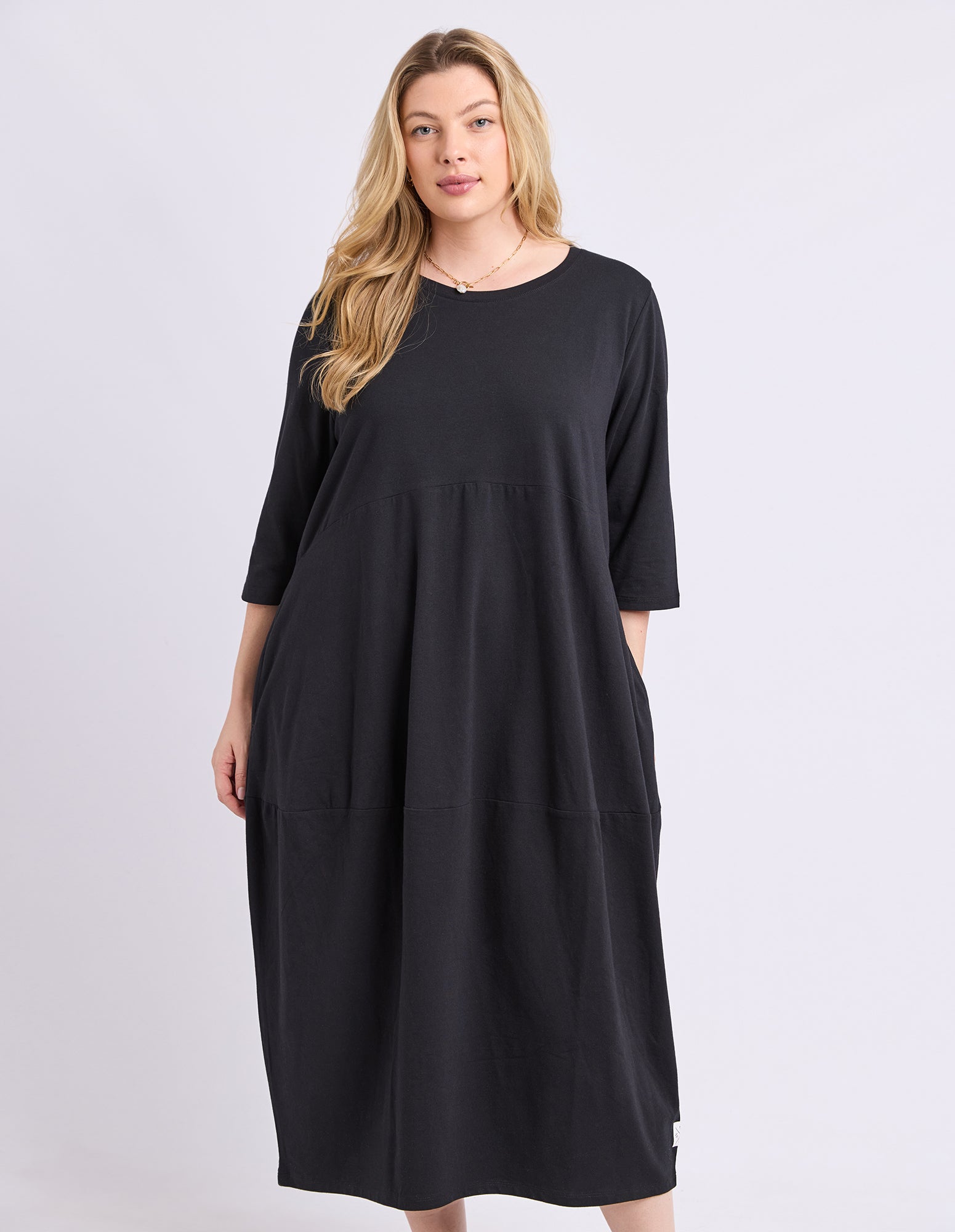 Diana Dress 3/4 Sleeve Black