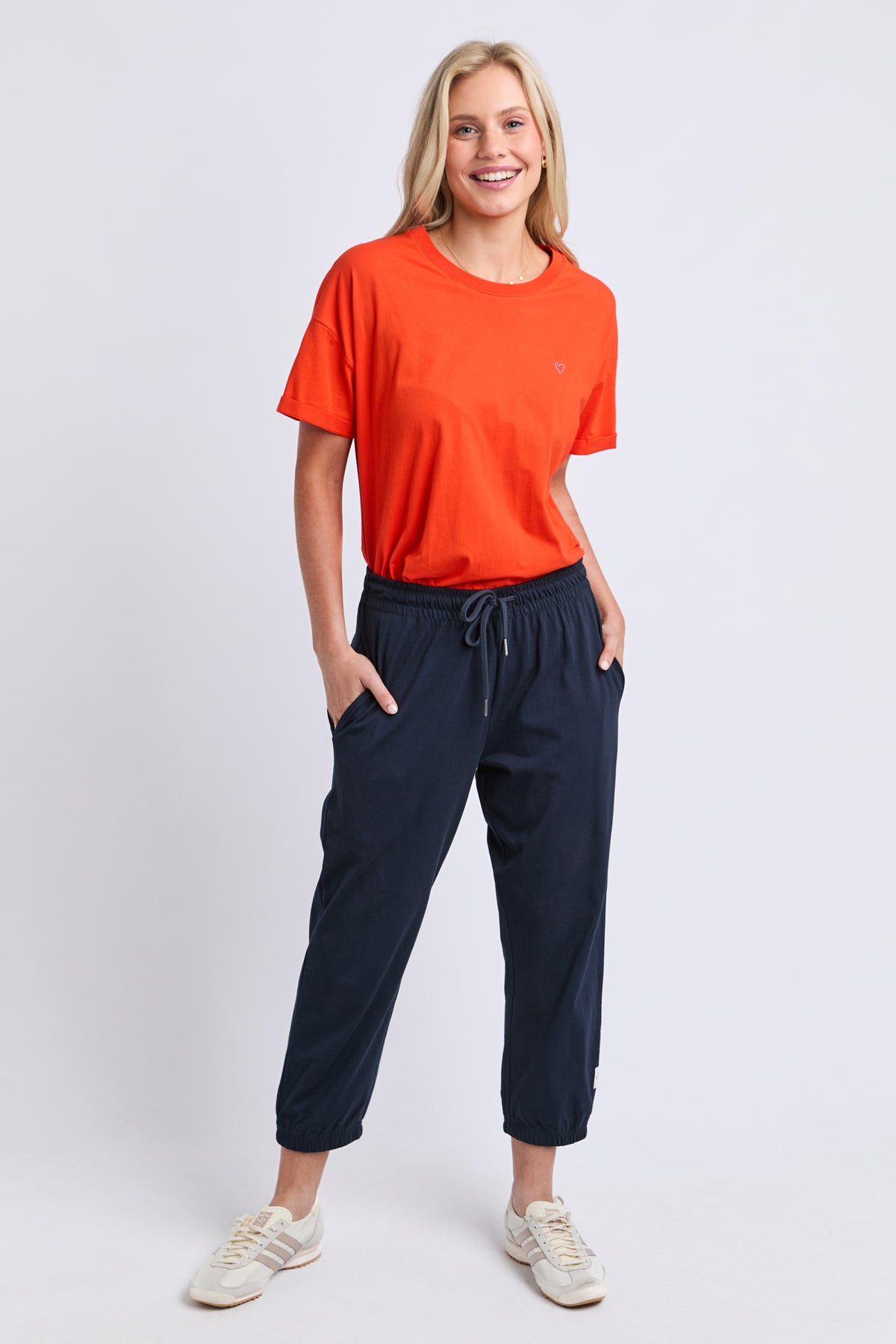81X4611.NAVY_2_1783915420000