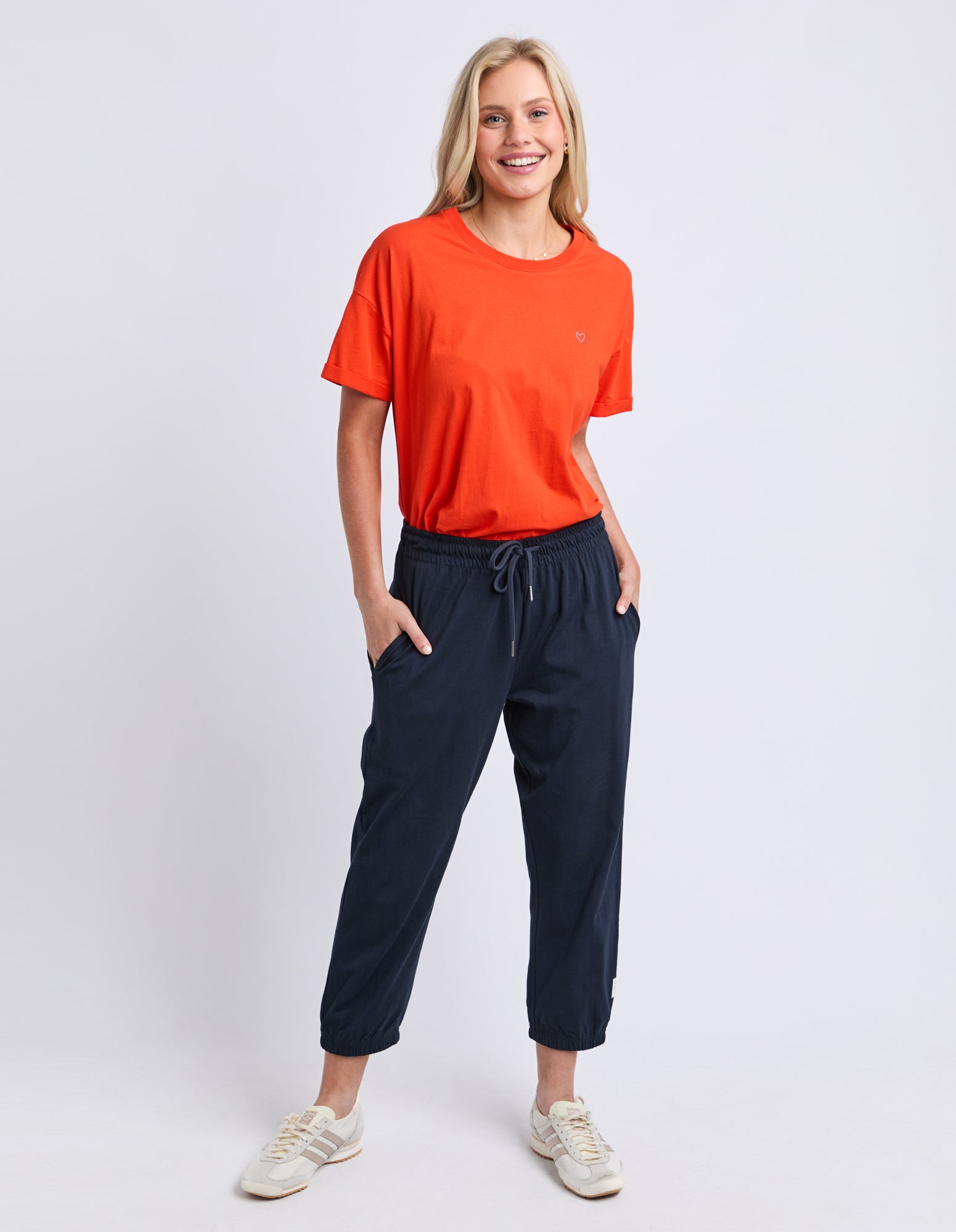 81X4611.NAVY_2_1783915420000