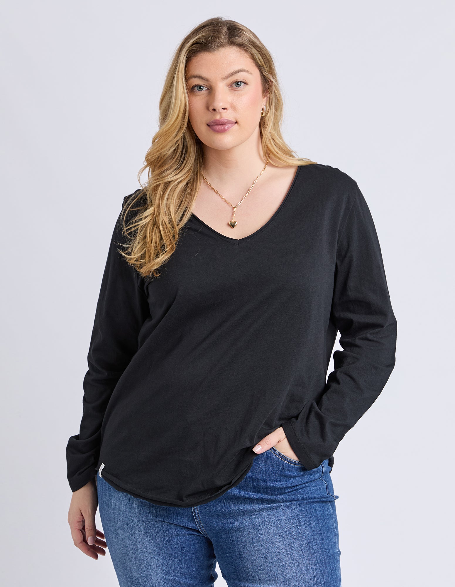 Pima Long Sleeve Vee Tee Black
