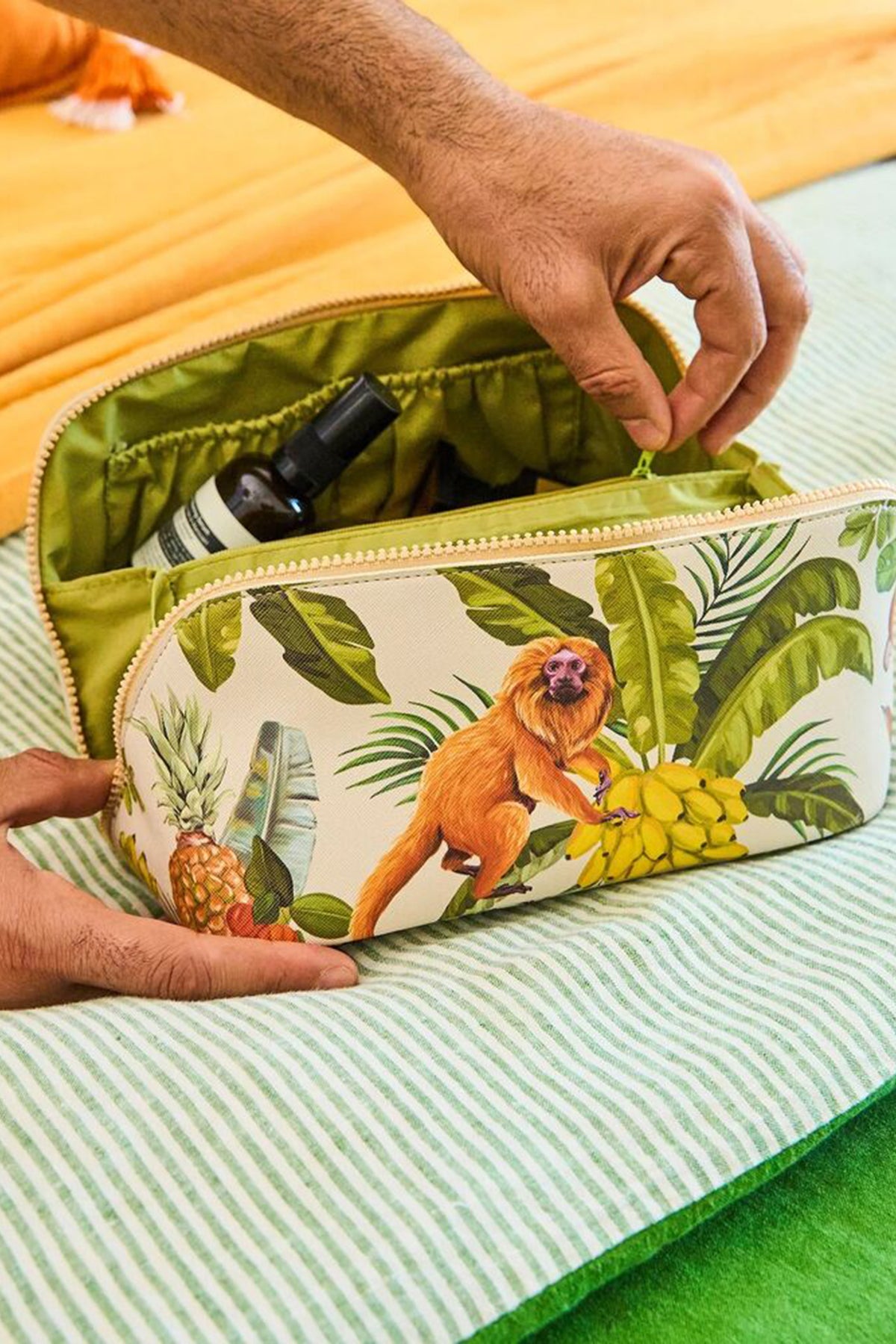 Brazilian Summer Cosmetic Bag Multicoloured
