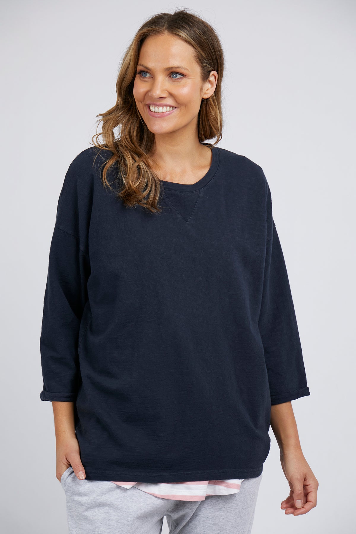 Annie 3/4 Sleeve Navy